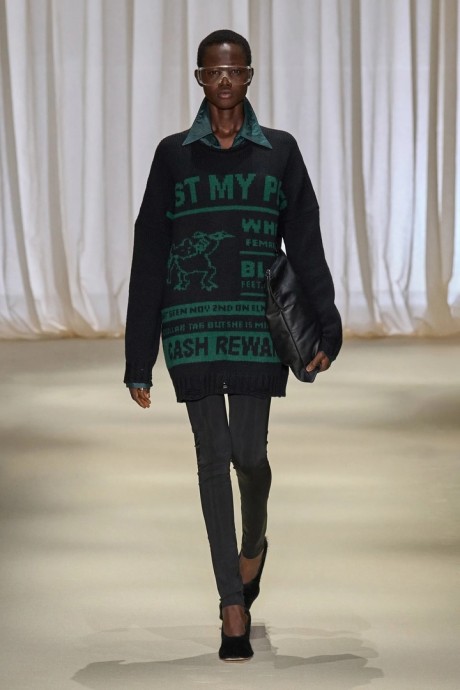 Обзор коллекции MM6 Maison Margiela Fall 2024 Ready-to-Wear Обзор коллекции MM6 Maison Margiela Fall 2024 Ready-to-Wear