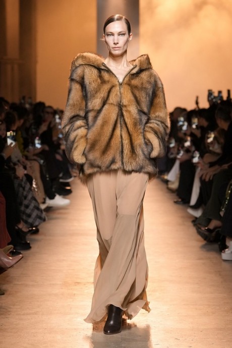 Elie Saab осень/зима 2025-2026