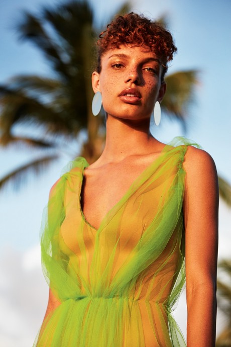Alicia Herbeth for Four Seasons Magazine by Enrique Badulescu Alicia Herbeth for Four Seasons Magazine by Enrique Badulescu