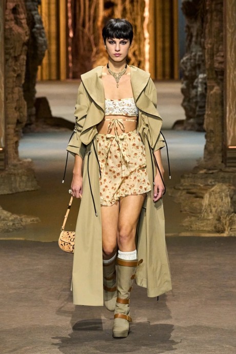 Коллекция Christian Dior Ready-To-Wear Весна-Лето 2023 Коллекция Christian Dior Ready-To-Wear Весна-Лето 2023