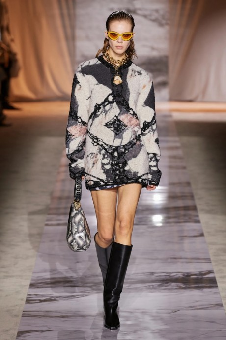 Обзор коллекции Roberto Cavalli Fall 2024 Ready-to-Wear Обзор коллекции Roberto Cavalli Fall 2024 Ready-to-Wear