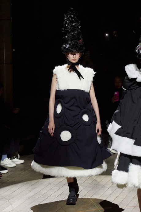 Обзор осенней коллекции Comme des Garçons 2023 ready-to-wear