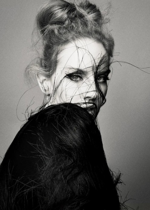 Лана Дель Рей (Lana Del Rey) в фотосессии для журнала Vogue Italia (2024) Лана Дель Рей (Lana Del Rey) в фотосессии для журнала Vogue Italia (2024)