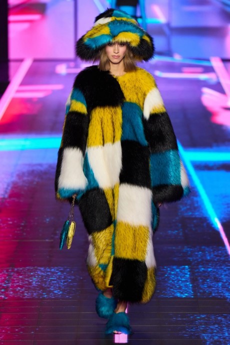 Коллекция Dolce & Gabbana Ready-To-Wear Осень-Зима 2022/2023 Коллекция Dolce & Gabbana Ready-To-Wear Осень-Зима 2022/2023