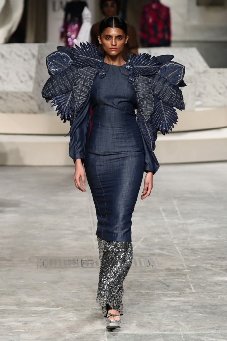 Высокая мода Rahul Mishra Fall-Winter 2024/25 RTW Collection Высокая мода Rahul Mishra Fall-Winter 2024/25 RTW Collection