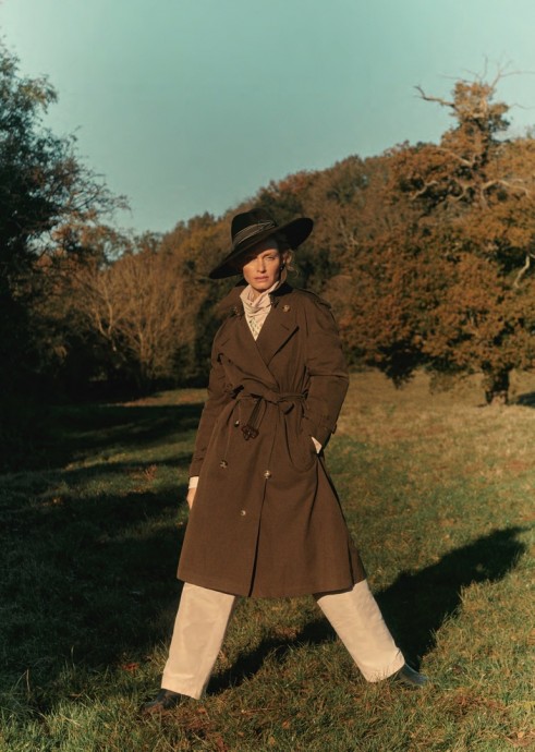 Эмбер Валлетта (Amber Valletta) в фотосессии для журнала Vogue UK (2024) Эмбер Валлетта (Amber Valletta) в фотосессии для журнала Vogue UK (2024)