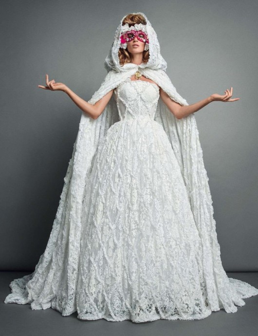 Gisele Bundchen by Inez van Lamsweerde and Vinoodh Matadin Gisele Bundchen by Inez van Lamsweerde and Vinoodh Matadin