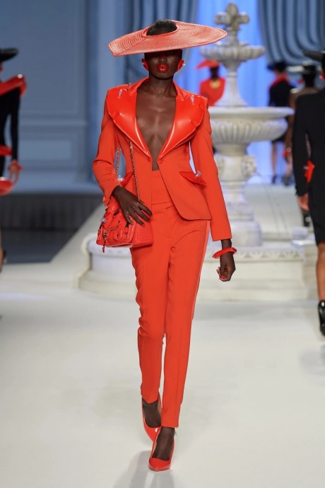 Коллекция Moschino Ready-To-Wear Весна-Лето 2023