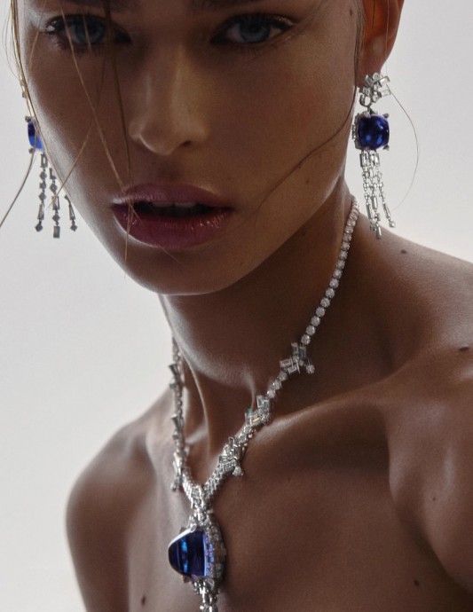 Биргит Кос (Birgit Kos) появилась в летнем выпуске Vogue Paris Биргит Кос (Birgit Kos) появилась в летнем выпуске Vogue Paris