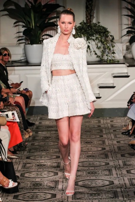 Коллекция Dennis Basso Ready-To-Wear Весна-Лето 2024