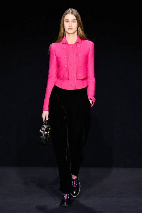 Коллекция Emporio Armani Ready-To-Wear Осень-Зима 2023 Коллекция Emporio Armani Ready-To-Wear Осень-Зима 2023