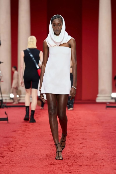 Коллекция Ferragamo Ready-To-Wear 2023