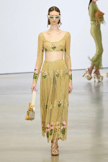 Коллекция Giambattista Valli Ready-To-Wear Весна-Лето 2023 Коллекция Giambattista Valli Ready-To-Wear Весна-Лето 2023