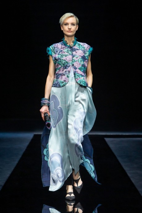 Коллекция Giorgio Armani Ready-To-Wear Осень-Зима 2021/2022 Коллекция Giorgio Armani Ready-To-Wear Осень-Зима 2021/2022