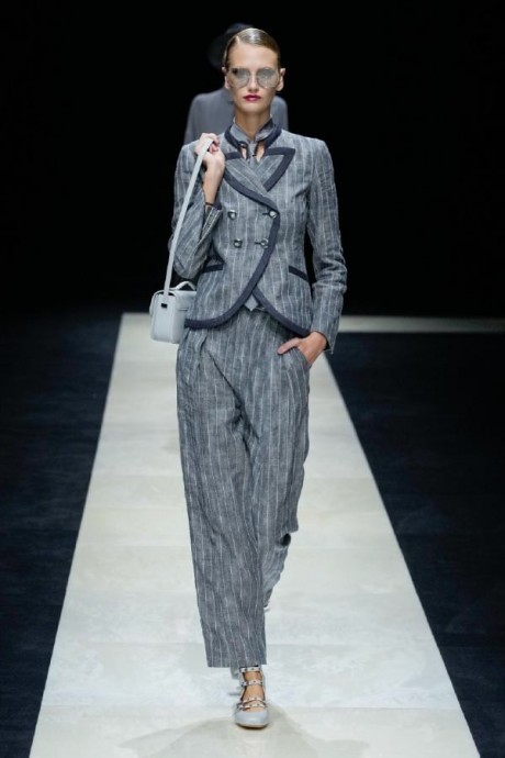 Коллекция Emporio Armani Ready-To-Wear Весна-Лето 2025