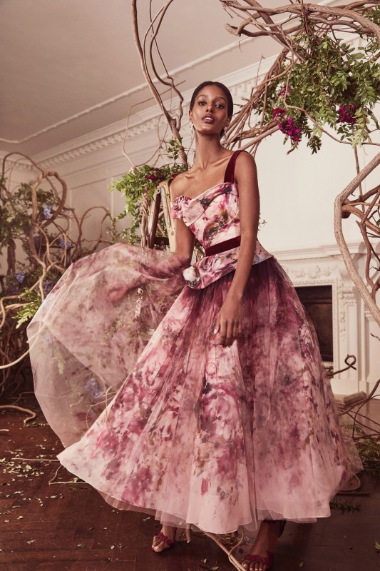 Модели коллекции Marchesa Модели коллекции Marchesa