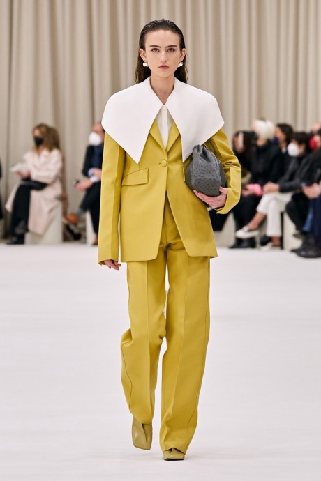 Коллекция Jil Sander Ready-To-Wear Осень-Зима 2022/2023 Коллекция Jil Sander Ready-To-Wear Осень-Зима 2022/2023