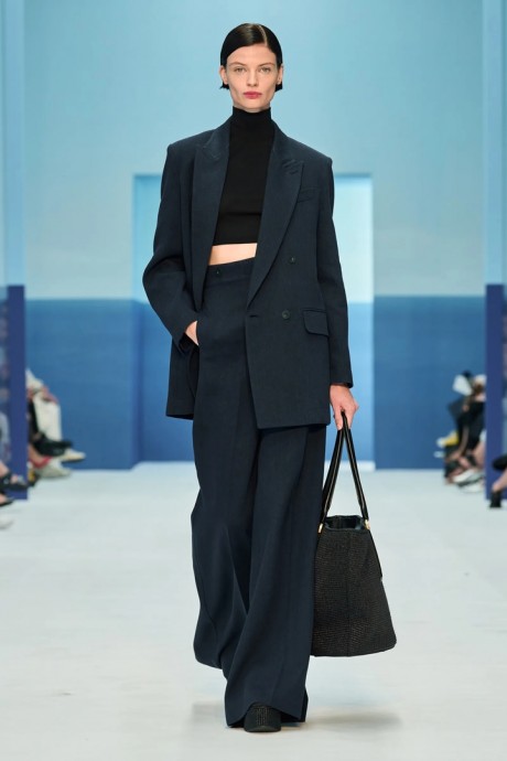 Коллекция Max Mara Ready-To-Wear Весна-Лето 2023