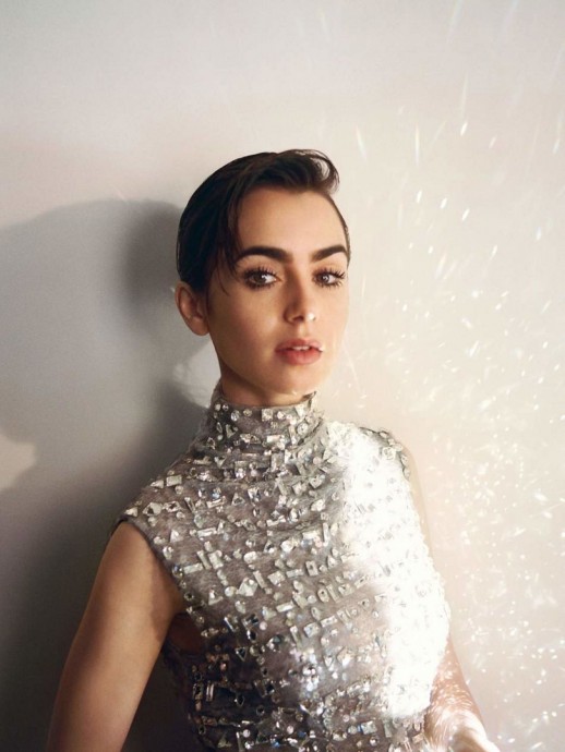 Лили Коллинз (Lily Collins) в фотосессии для журнала Porter (2022)