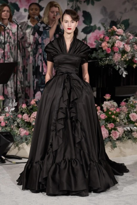 Обзор коллекции Richard Quinn Fall 2024 Ready-to-Wear Обзор коллекции Richard Quinn Fall 2024 Ready-to-Wear
