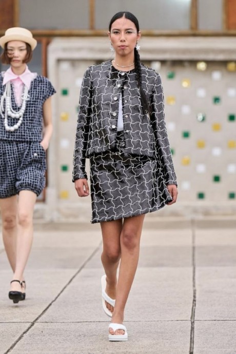 Коллекция Chanel Cruise 2025 Fashion Show
