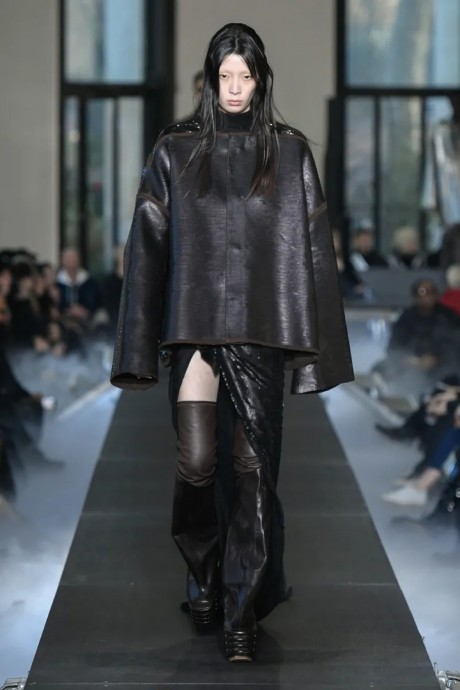 Коллекция Rick Owens Ready-To-Wear Осень-Зима 2023-2024 Коллекция Rick Owens Ready-To-Wear Осень-Зима 2023-2024