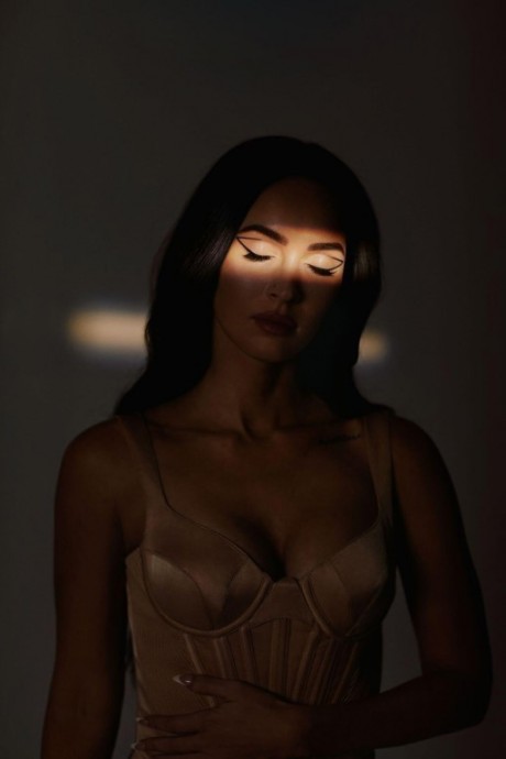 Меган Фокс (Megan Fox) в фотосессии для журнала InStyle Меган Фокс (Megan Fox) в фотосессии для журнала InStyle
