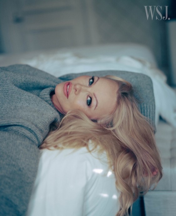 Памела Андерсон (Pamela Anderson) в фотосессии для WSJ. Magazine (2023)