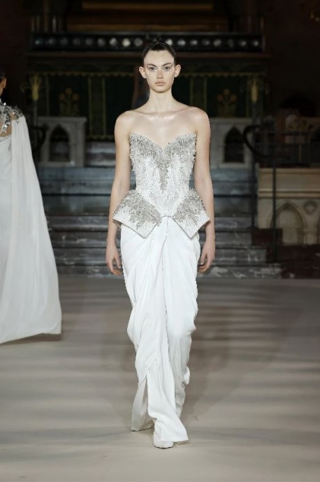 Коллекция Gaurav Gupta Couture Spring/Summer 2024 Paris Коллекция Gaurav Gupta Couture Spring/Summer 2024 Paris