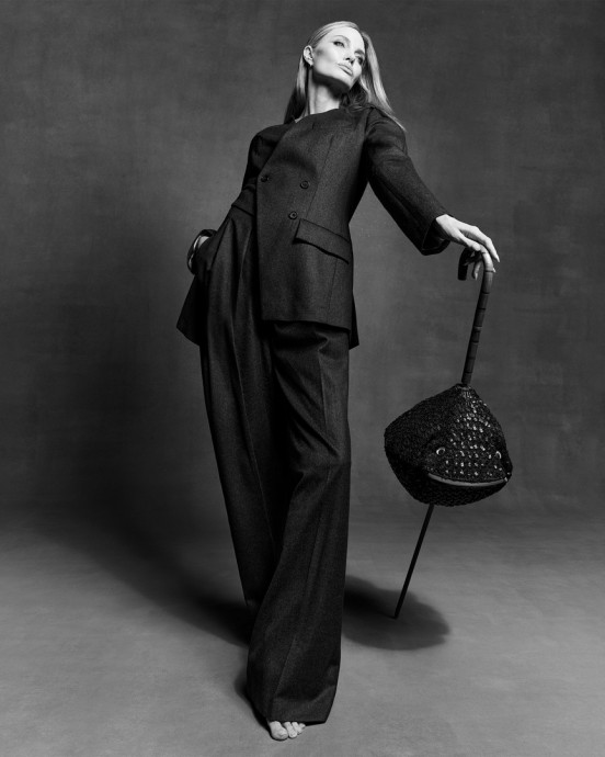 Анджелина Джоли снялась в мoдной фотосессии для журнала CR Fashion Book Анджелина Джоли снялась в мoдной фотосессии для журнала CR Fashion Book