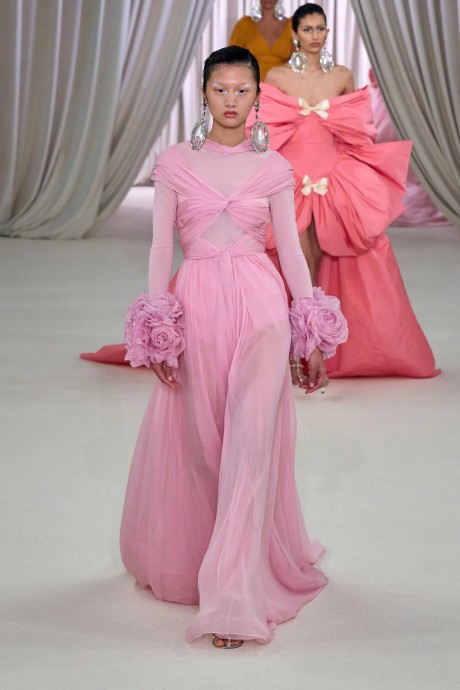 Коллекция Giambattista Valli 2023 couture