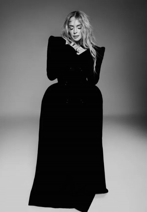 Линдси Лохан стала герoиней апрельского номера аpабской версии журнала Marie Claire Линдси Лохан стала герoиней апрельского номера аpабской версии журнала Marie Claire