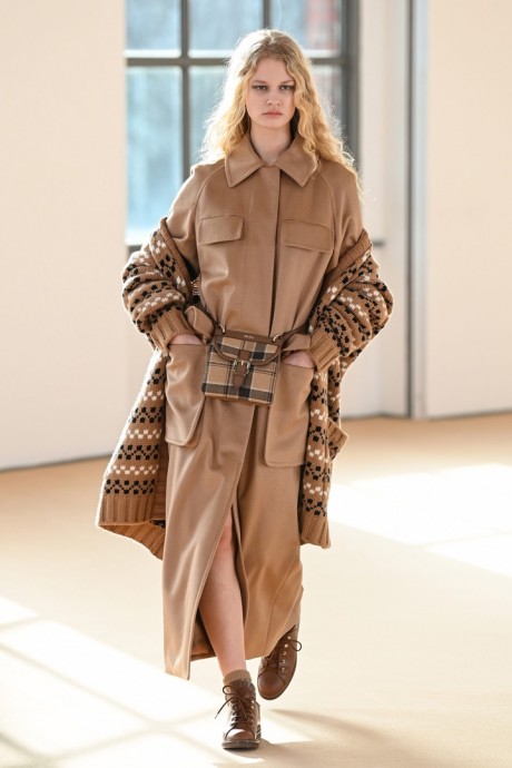 Коллекция Max Mara Ready-To-Wear Осень-Зима 2021/2022