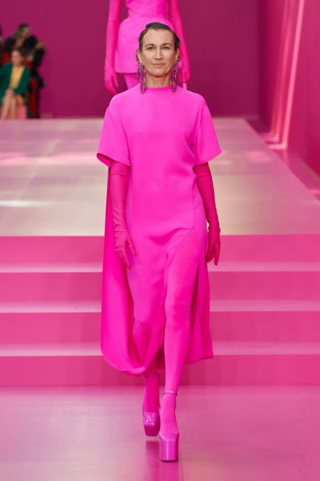 Коллекция Valentino Ready-To-Wear Осень-Зима 2022/2023 Коллекция Valentino Ready-To-Wear Осень-Зима 2022/2023