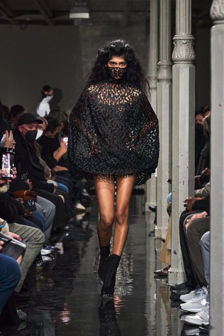 Коллекция Alaïa Ready-To-Wear Осень-Зима 2022/2023