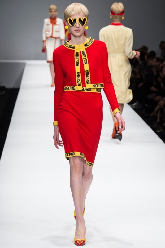 Модели коллекции Moschino Модели коллекции Moschino