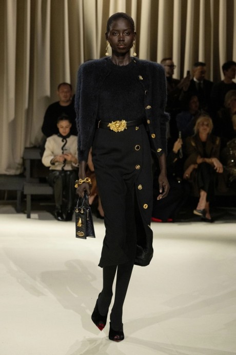 Коллекция Schiaparelli Fall 2024 Ready-to-Wear