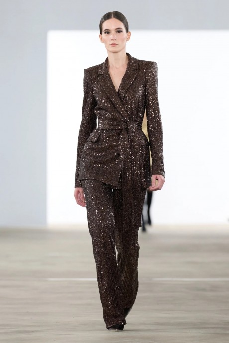 Обзор коллекции Badgley Mischka Fall 2024 Ready-to-Wear Обзор коллекции Badgley Mischka Fall 2024 Ready-to-Wear