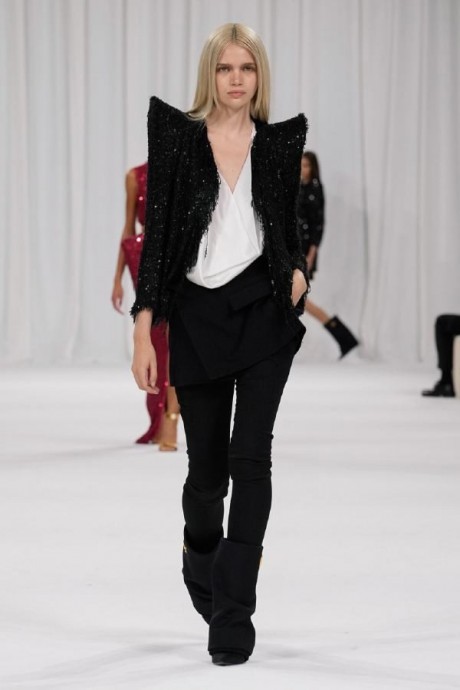 Коллекция Balmain Ready-To-Wear Весна-Лето 2025