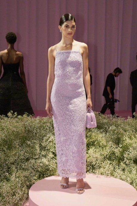 Коллекция Carolina Herrera Ready-To-Wear Весна-Лето 2024 Коллекция Carolina Herrera Ready-To-Wear Весна-Лето 2024