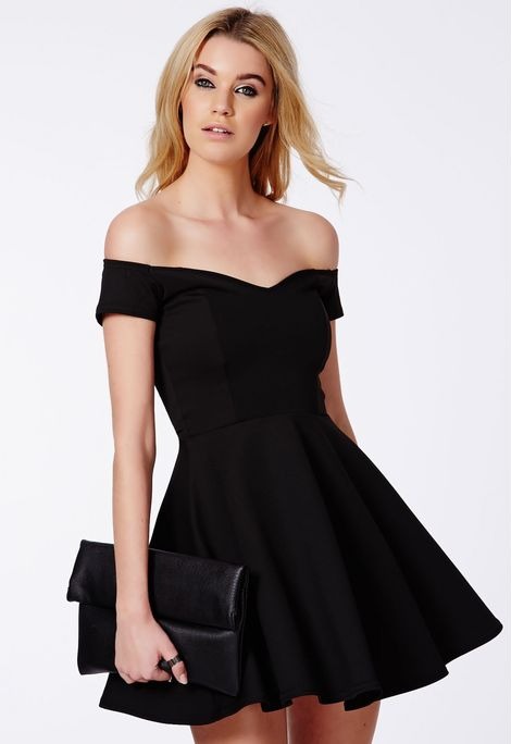 Маленькое чёрнoе платье