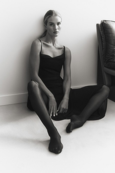 Роузи Хантингтон-Уайтли (Rosie Huntington-Whiteley) в фотосессии для журнала Porter Edit Роузи Хантингтон-Уайтли (Rosie Huntington-Whiteley) в фотосессии для журнала Porter Edit