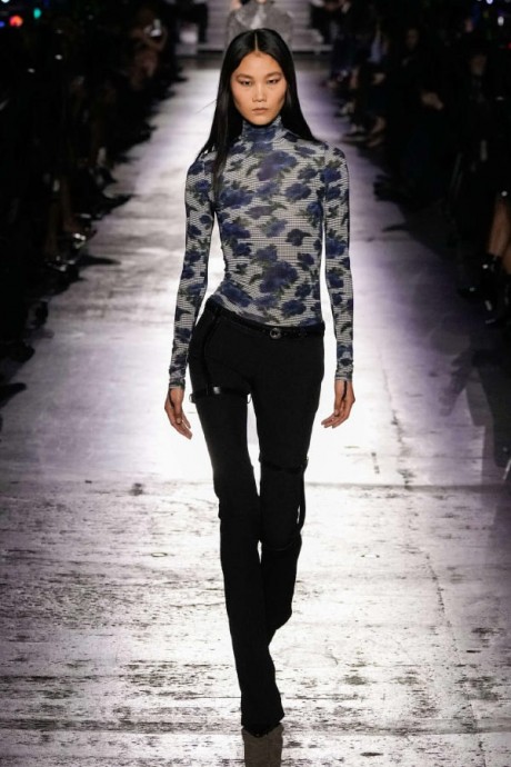 Коллекция Coperni Ready-To-Wear Осень-Зима 2025-2026 Коллекция Coperni Ready-To-Wear Осень-Зима 2025-2026