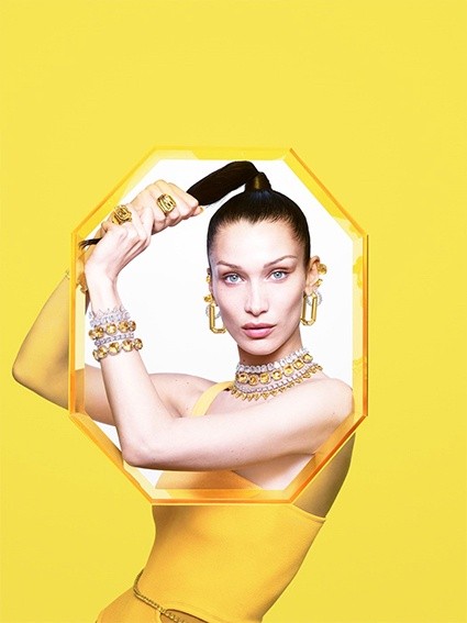 Белла Хадид стала новым амбассадором брeнда украшeний Swarovski Белла Хадид стала новым амбассадором брeнда украшeний Swarovski
