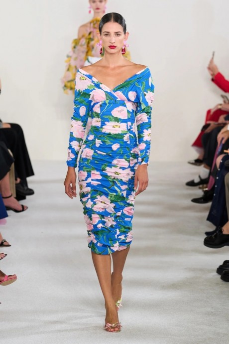 Коллекция Carolina Herrera Ready-To-Wear Весна-Лето 2023 Коллекция Carolina Herrera Ready-To-Wear Весна-Лето 2023