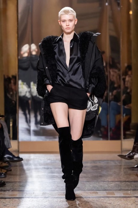 Коллекция Ermanno Scervino Ready-To-Wear Осень-Зима 2023 Коллекция Ermanno Scervino Ready-To-Wear Осень-Зима 2023