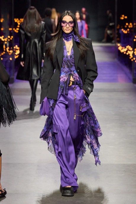 Коллекция Versace Ready-To-Wear Весна-Лето 2023