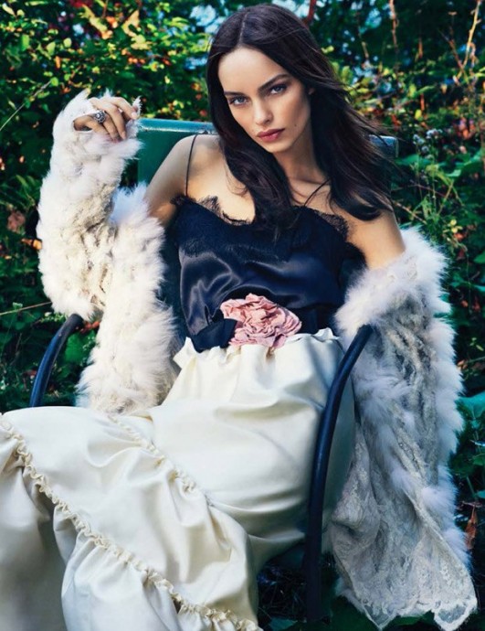 Luma Grothe for VOGUE Mexico by Michael Schwartz