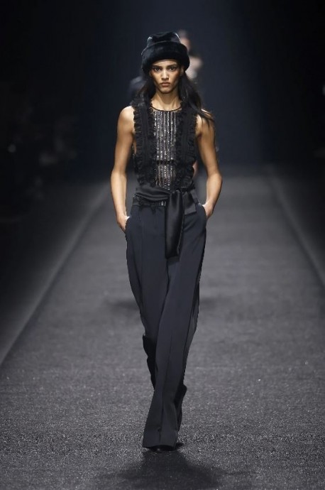Коллекция Alberta Ferretti Ready-To-Wear Fall/Winter 2024 Milan Коллекция Alberta Ferretti Ready-To-Wear Fall/Winter 2024 Milan