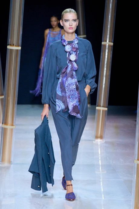 Коллекция Giorgio Armani Ready-To-Wear Весна-Лето 2023